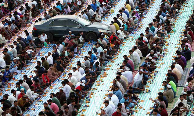 Muslim Dubai Buka Bersama Tingkatkan Ukhuwah Islamiyah 